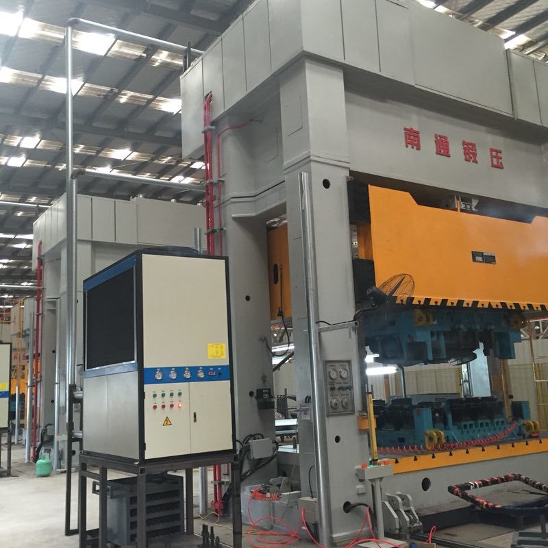 油冷機的制冷控制技術，你選對了機型嗎？