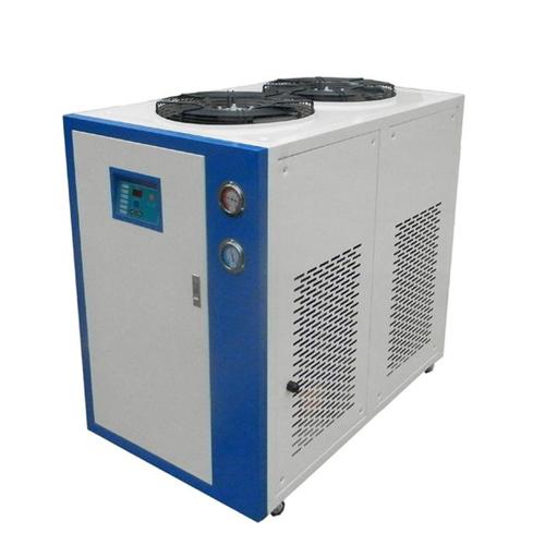 工業冷油機的清洗工作是怎樣進行的? 工業冷油機的清洗工作是怎樣進行的?